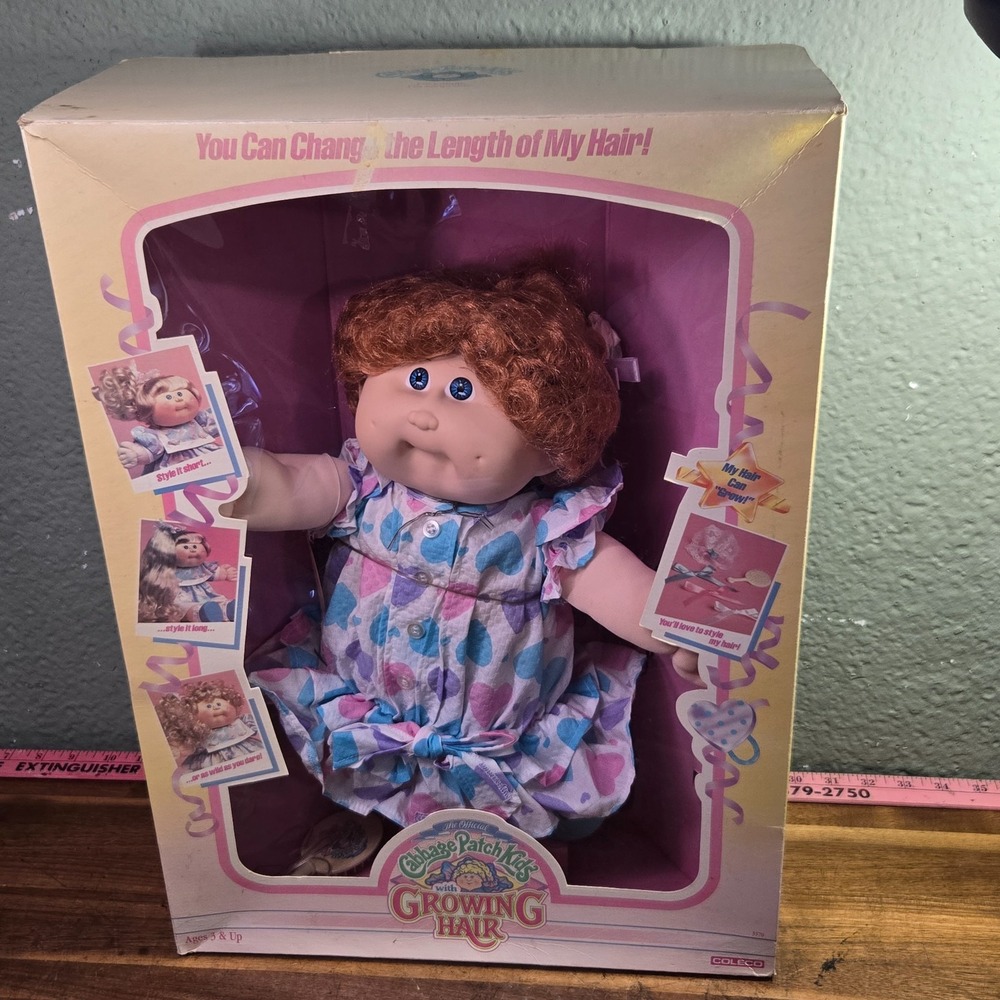 Cabbage Patch Kids Growing Hair Doll Boxed With Styling Guide in Original Box